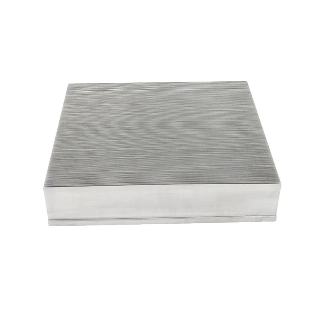 Ventas directas de fábrica de disipadores de calor numéricos de aletas biseladas personalizables de la serie 1060 para soluciones térmicas de alta potencia y energía verde